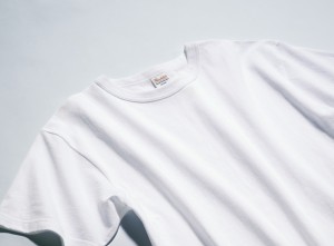 堅牢で厚みのあるバインダーネック始末